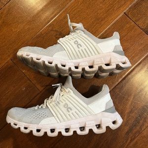 Women’s size 7.5 On Cloud sneakers